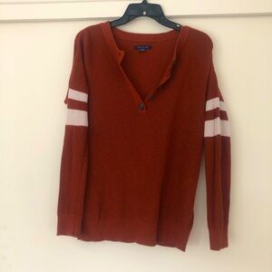 ACADEMIA // American Eagle Top